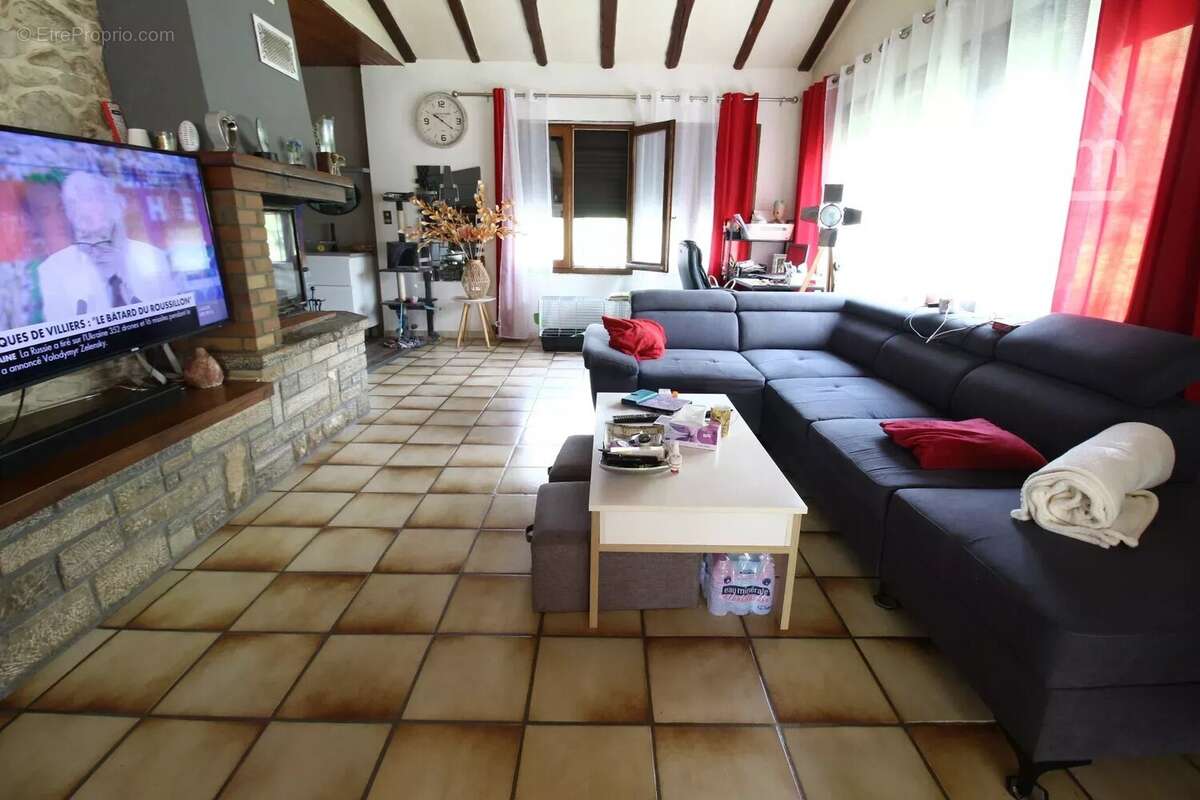A vendre 2 maisons sur 23 000m² de terrain bordé par une rivière - photo 21