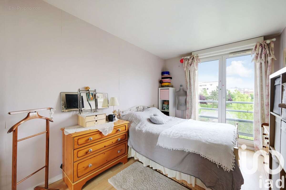 Photo 6 - Appartement à RUEIL-MALMAISON