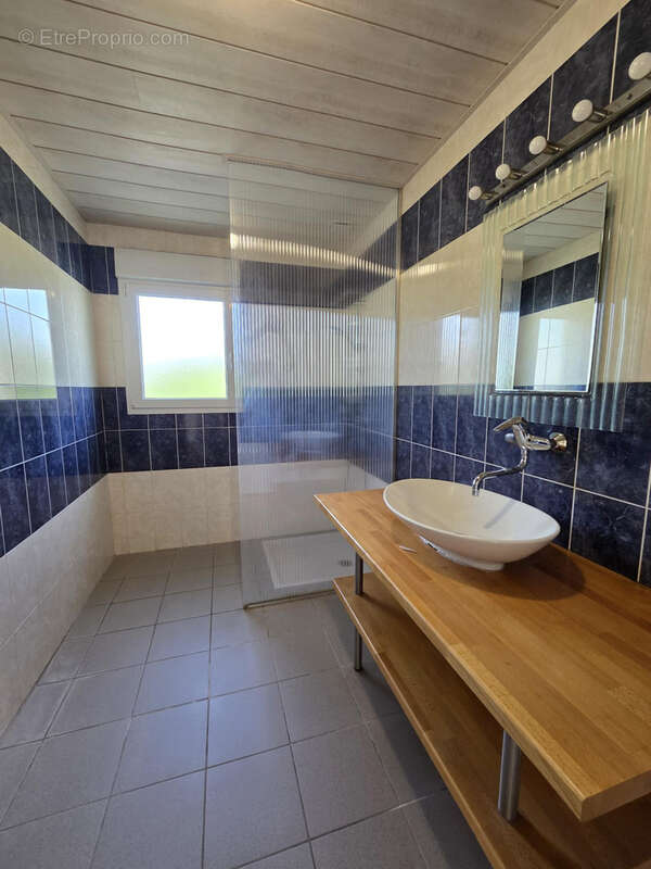 5mn du centre ville, et 10 mn des plages, idéale principale ou investissement locatif - photo 9