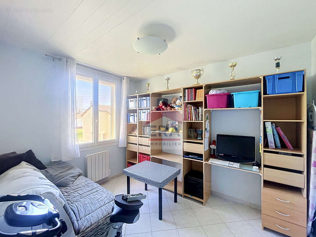 Appartement à MARSEILLE-13E