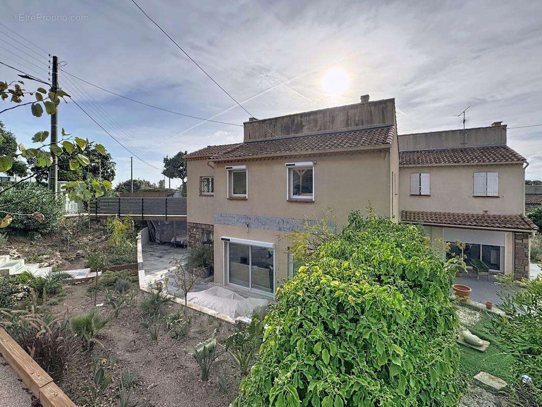 Maison à SAINT-RAPHAEL