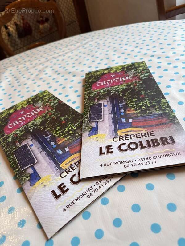 Commerce à CHARROUX