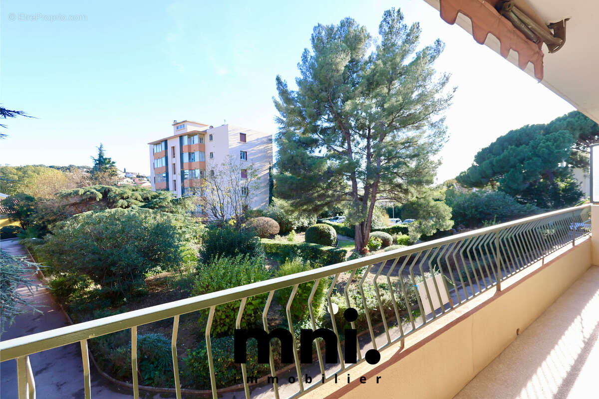 Appartement à SIX-FOURS-LES-PLAGES