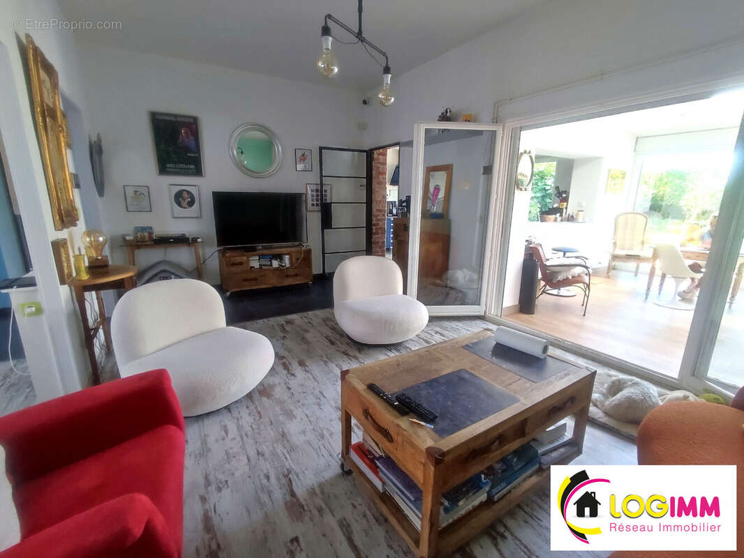 Maison à ENGLEFONTAINE