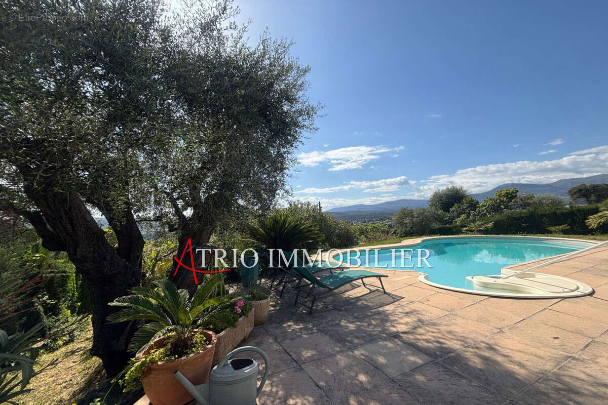 Maison à CAGNES-SUR-MER