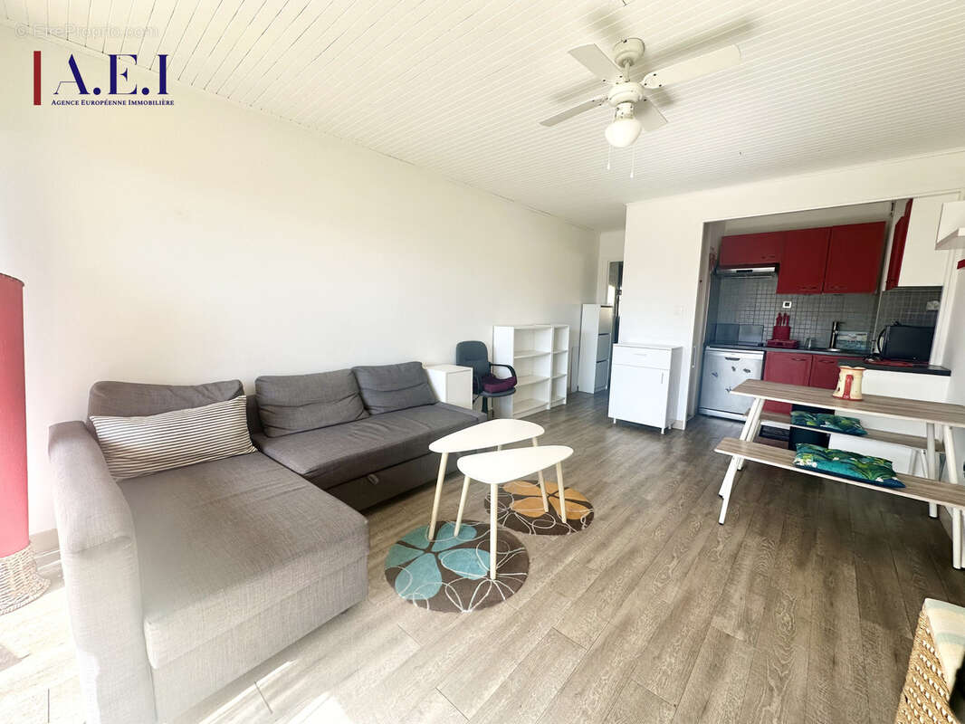 Appartement à SIX-FOURS-LES-PLAGES