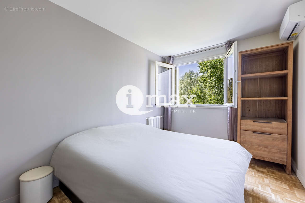 Appartement à LEVALLOIS-PERRET