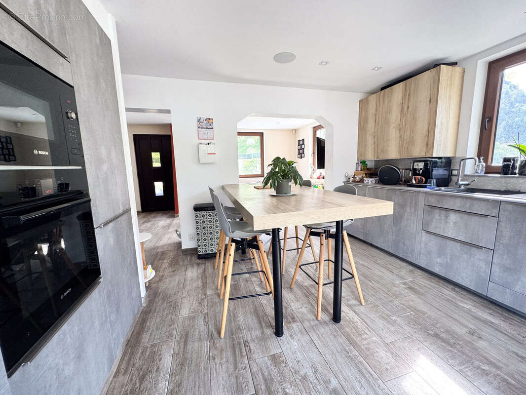 Maison à SAINT-JEOIRE