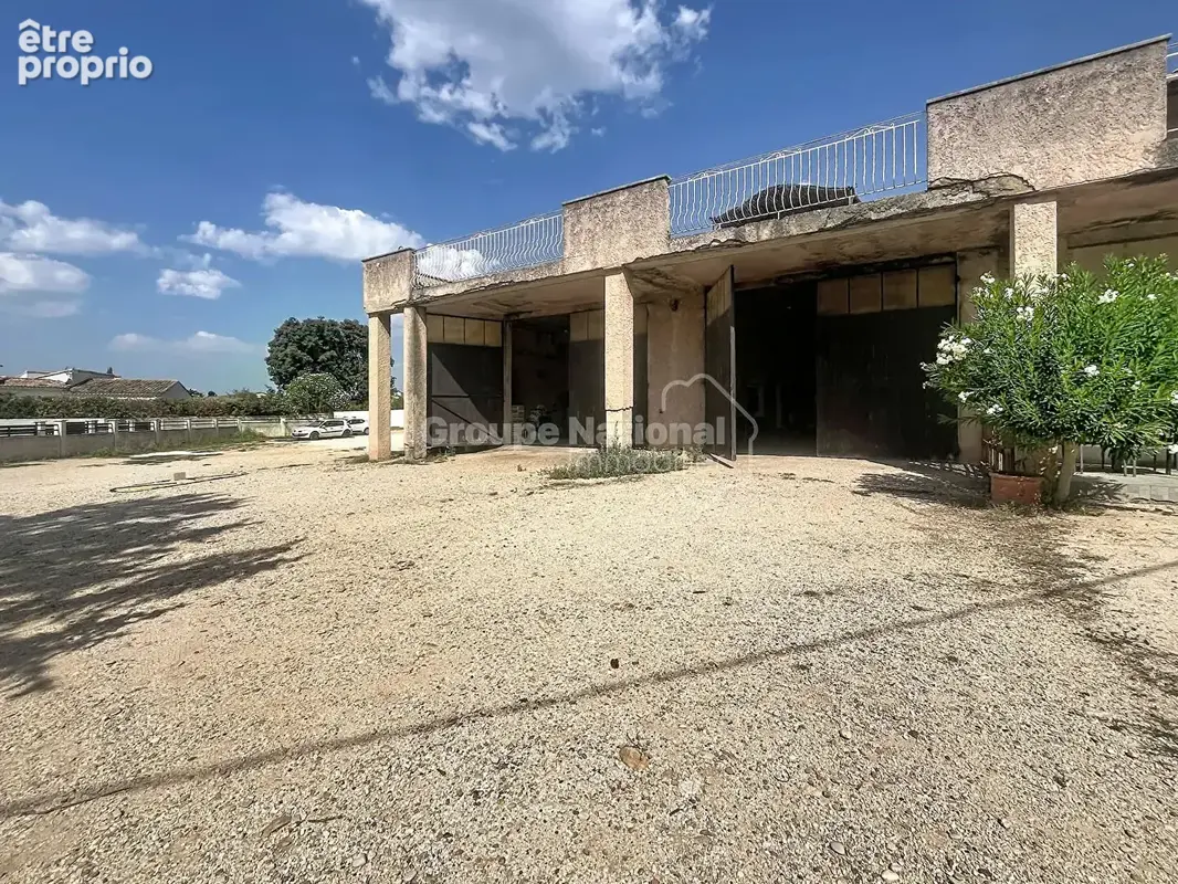 Exceptionnel à Châteauneuf-du-Pape : Hangar de 170 m² sur terrain de 250 m²  environs Potentiel Loft - photo 11