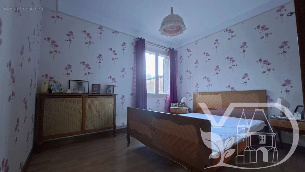 Appartement à BRESLES