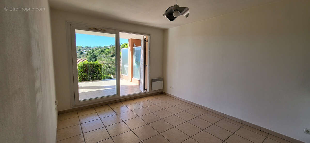 Appartement à VILLENEUVE-LOUBET