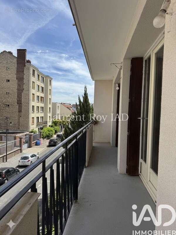 Appartement 109 m² à Colombes  - photo 2
