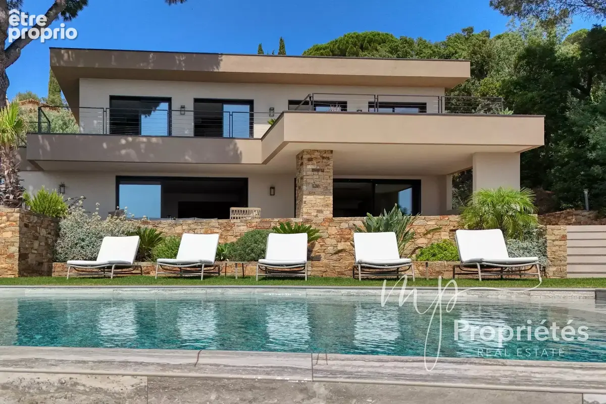 Rayol-Canadel-sur-Mer – Villa contemporaine d’exception vendue entièrement meublée –  six suites raffinées. Vue panoramique sur  - photo 60
