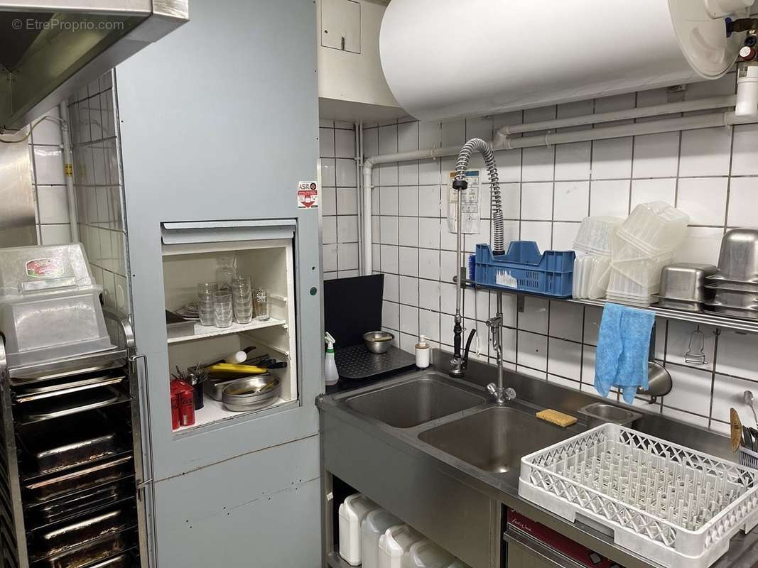 70 m² à Paris-10e  - photo 3