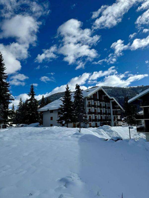 Appartement à SAINT-ETIENNE-DE-TINEE