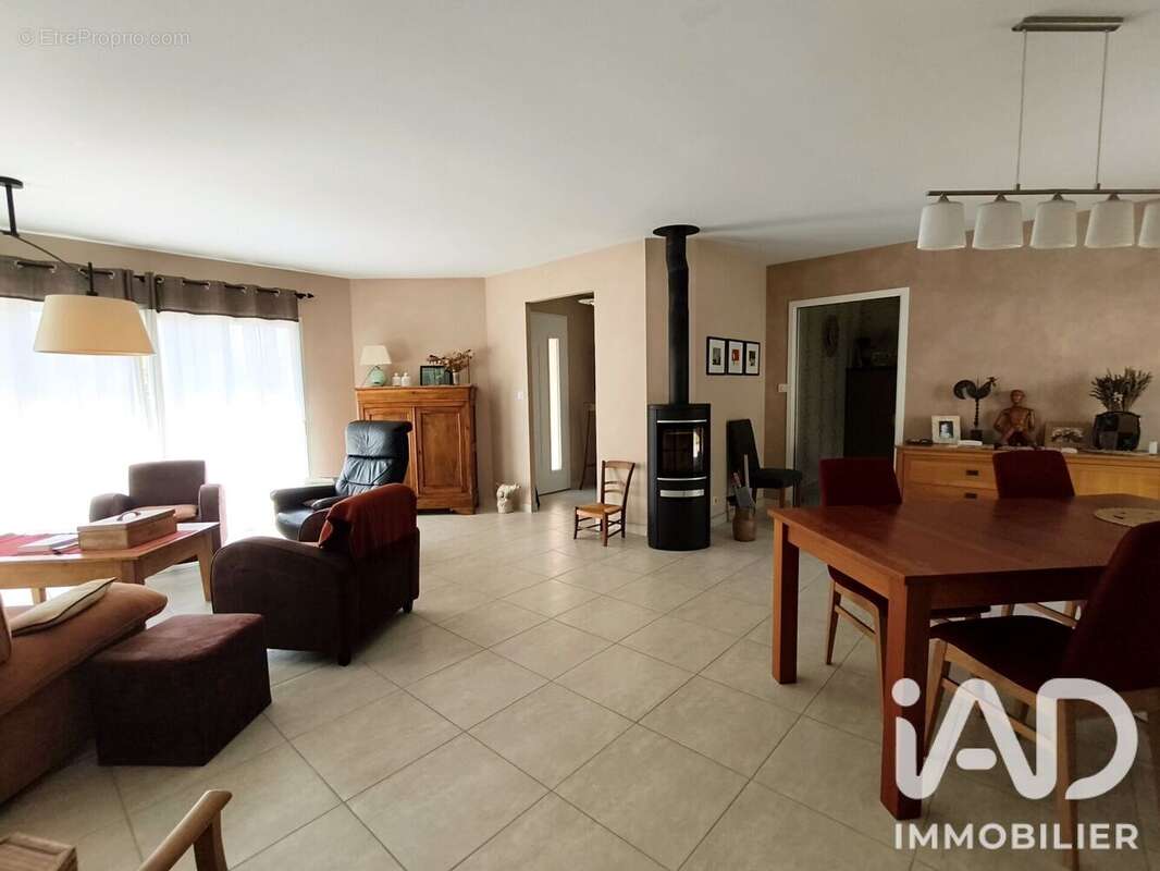 Maison 115 m² à Talmont-Saint-Hilaire  - photo 5