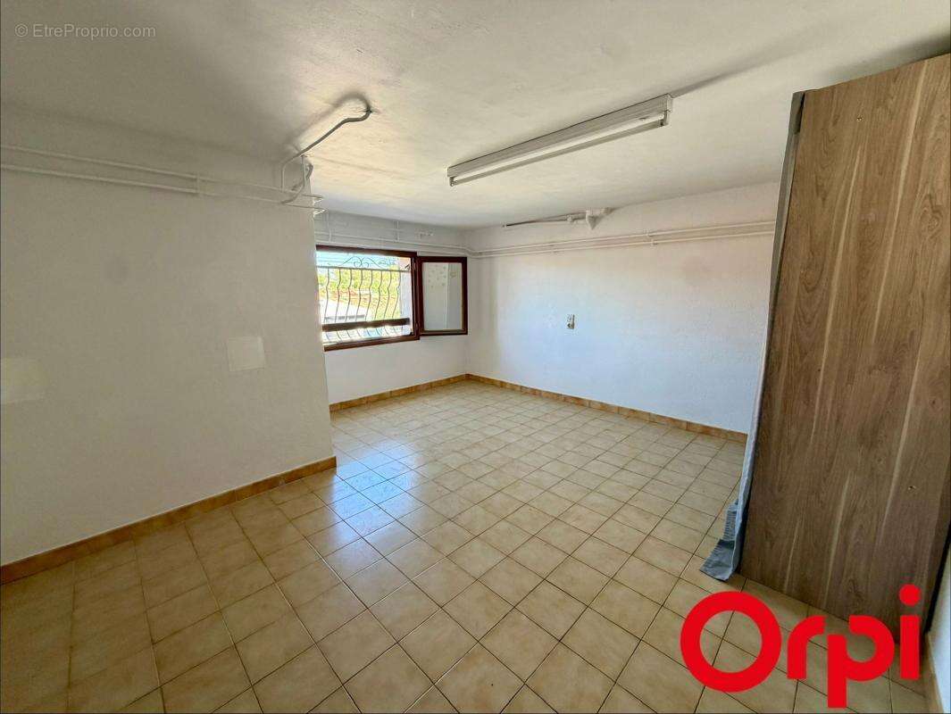 Maison familiale de 190 m² – 4 chambres – jardin 122 m² – garage 35 m² – potentiel 2 logements - la penne-sur-huveaune 13821 - photo 21