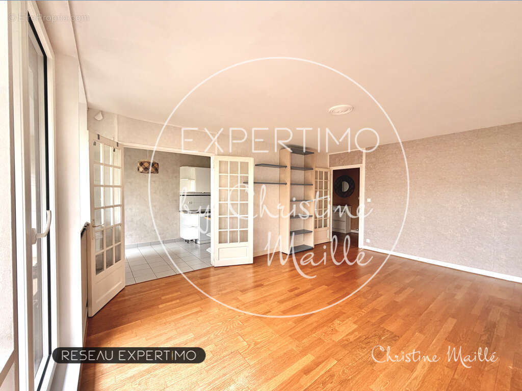 Appartement à VERSAILLES
