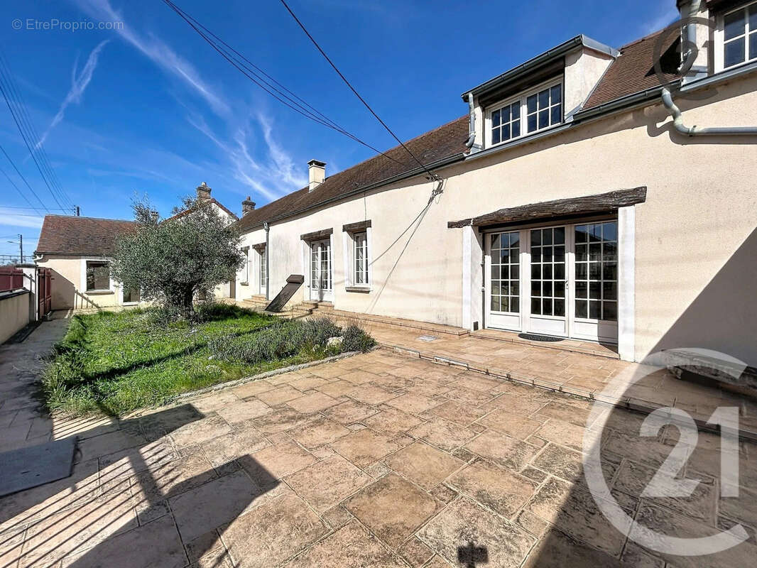 Maison à CANNES-ECLUSE