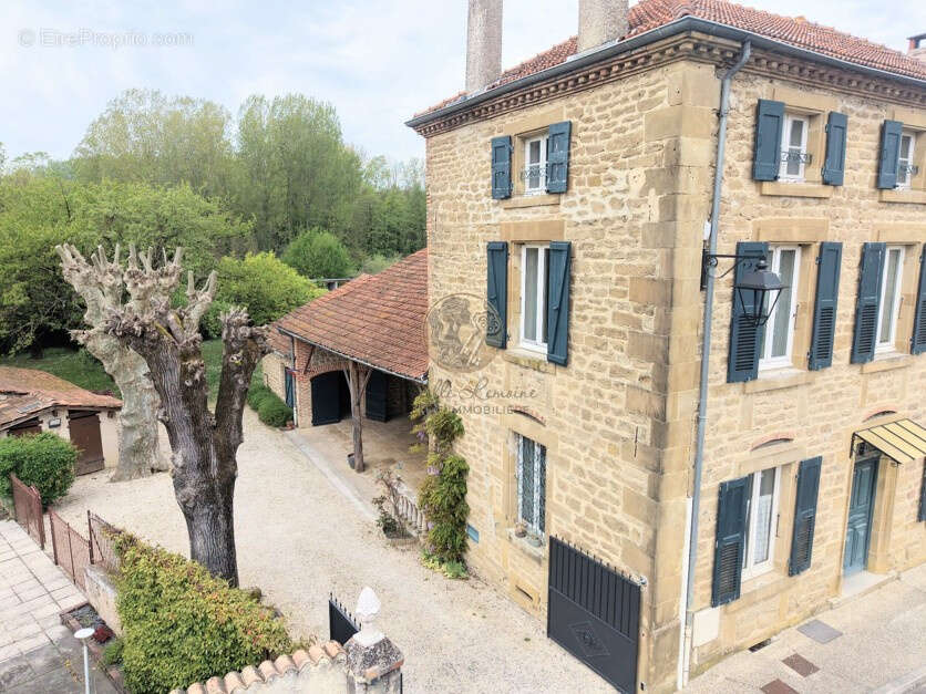 Maison à CHANTEMERLE-LES-BLES