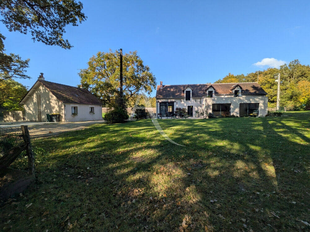 Maison à CHOUZY-SUR-CISSE