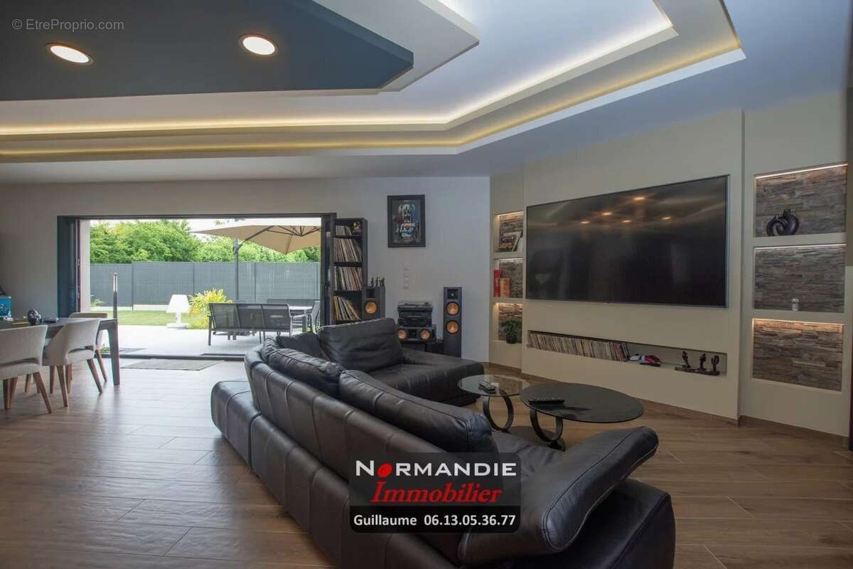 Maison à LA NEUVILLE-CHANT-D'OISEL
