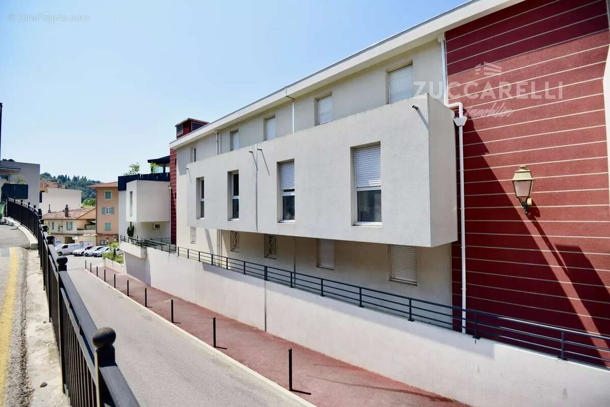 Appartement à SAINT-MARTIN-DU-VAR