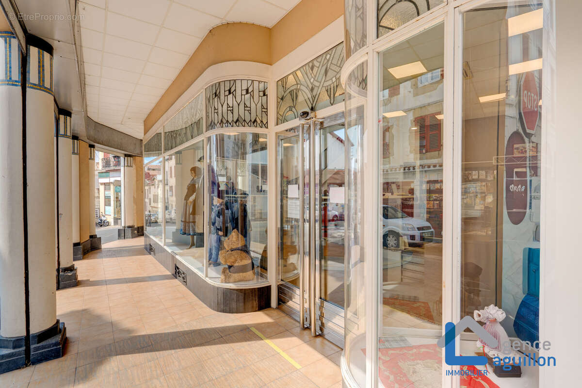 Commerce à HENDAYE