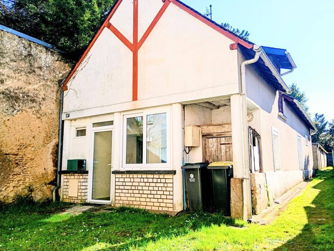 Maison à SAINT-SYLVAIN-D'ANJOU