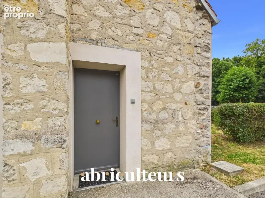 Coup de Cœur Assuré : Superbe T2 de Caractère,  Rénové au Charme de l’Ancien en vente à Survilliers (95470) - photo 3