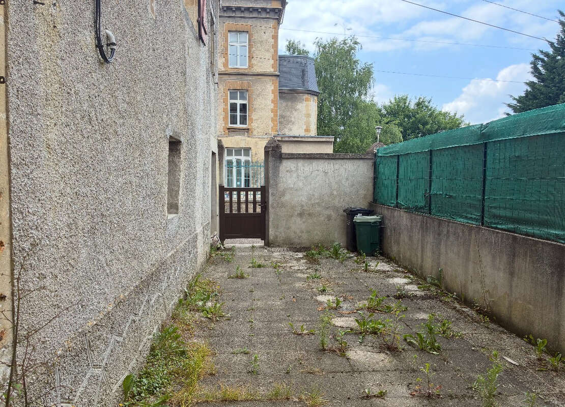 Appartement à STENAY