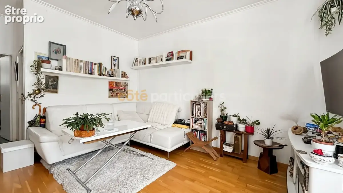 Appartement 3 pièces avec box de stationnement - photo 2