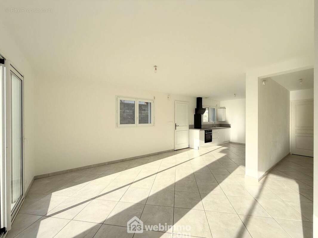 Maison 84 m² à Plouaret  - photo 8