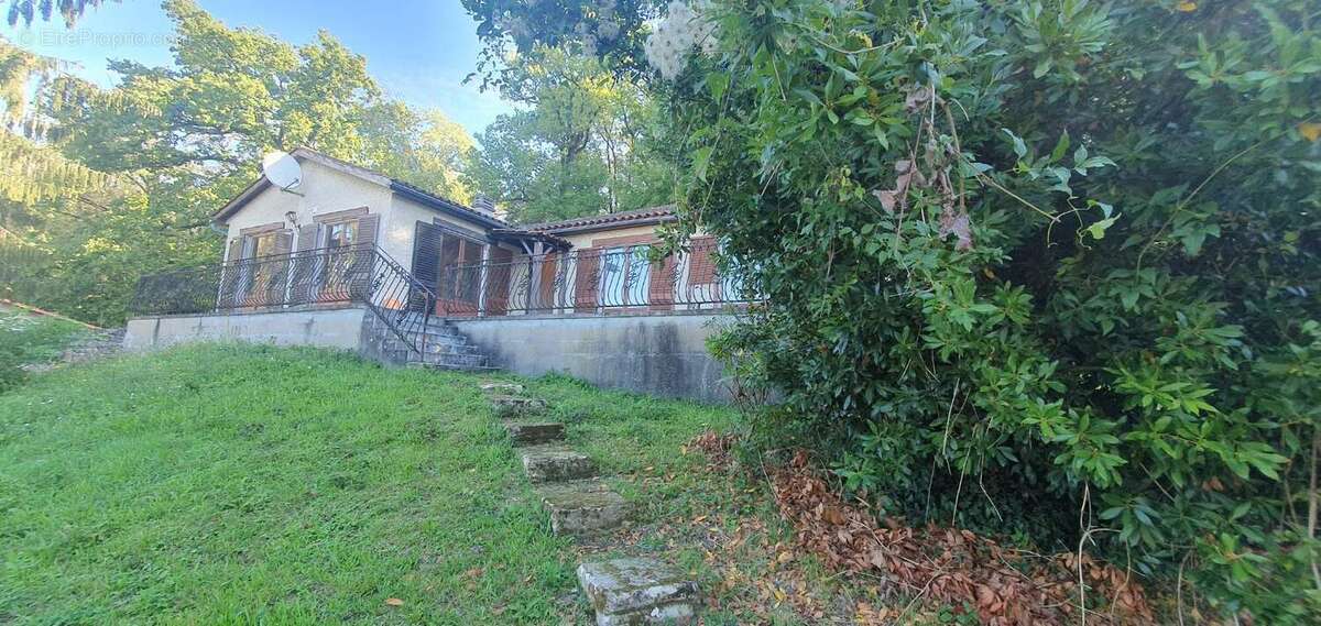 Maison 108 m² à Sireuil  - photo 13
