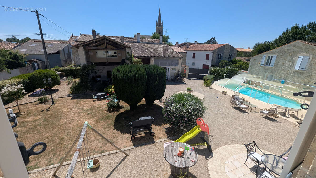 Maison à SAINT-HILAIRE-LA-PALUD