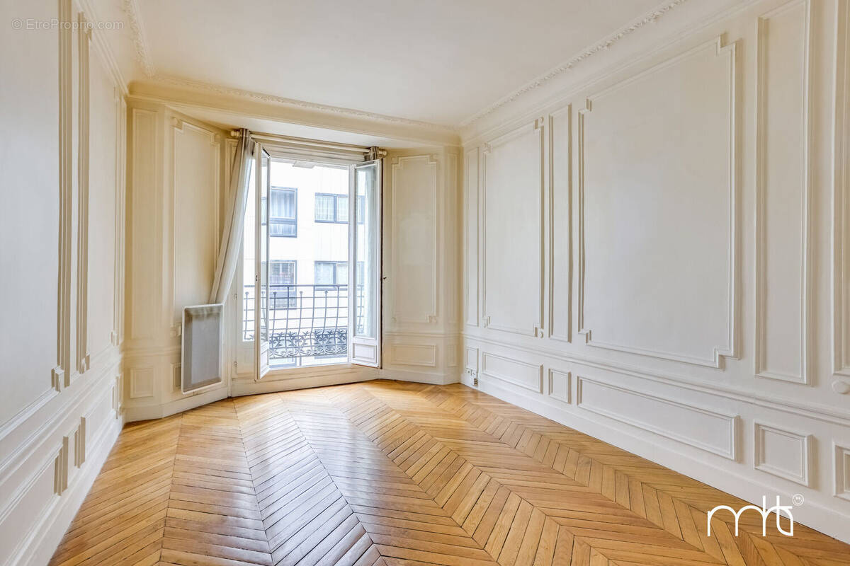 Photo 1 - Appartement à PARIS-15E