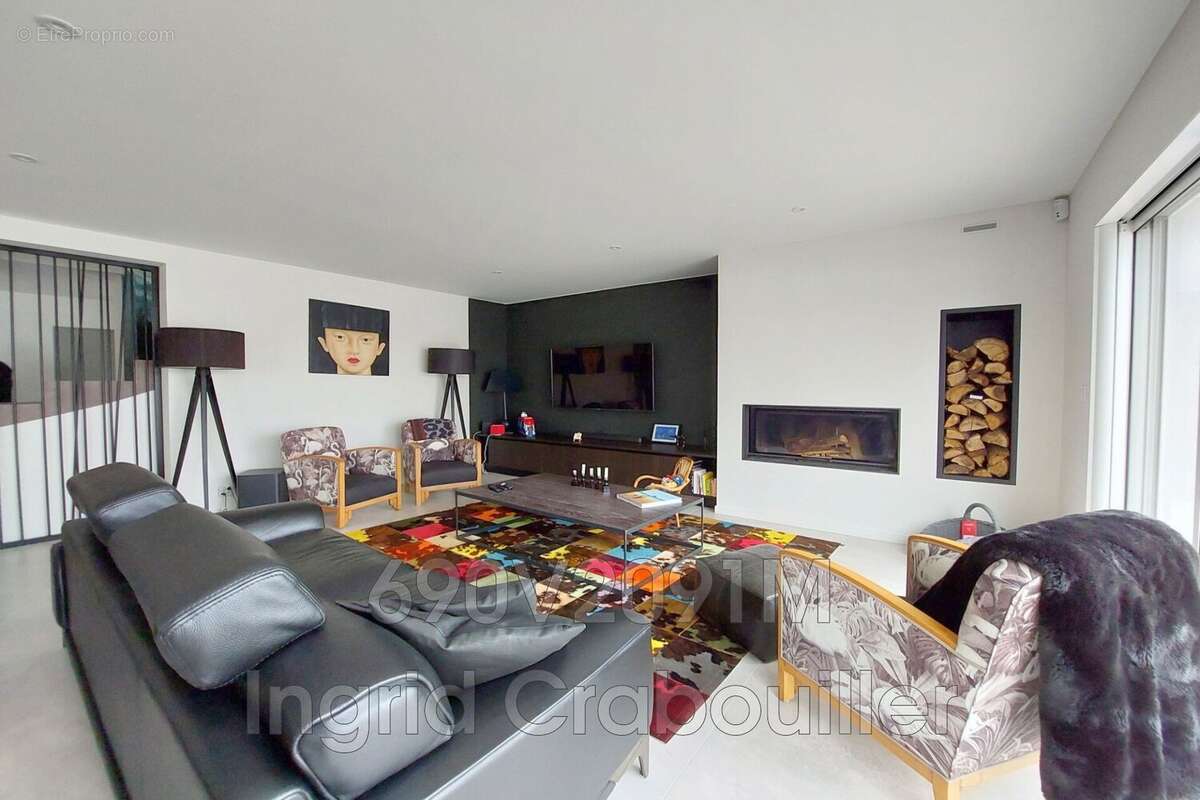 Maison à VAUX-SUR-MER