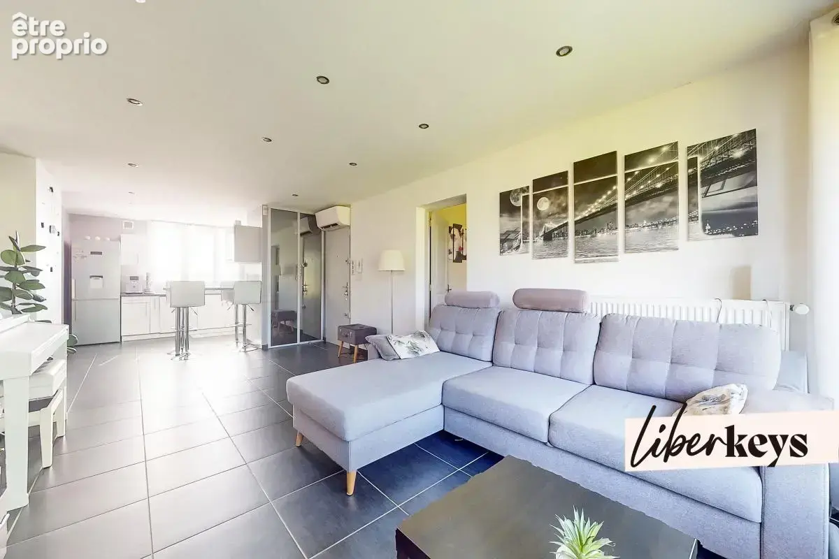 Appartement à BRON