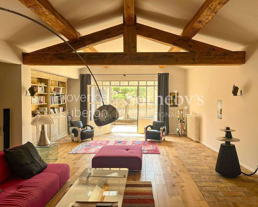 Maison à ALTHEN-DES-PALUDS