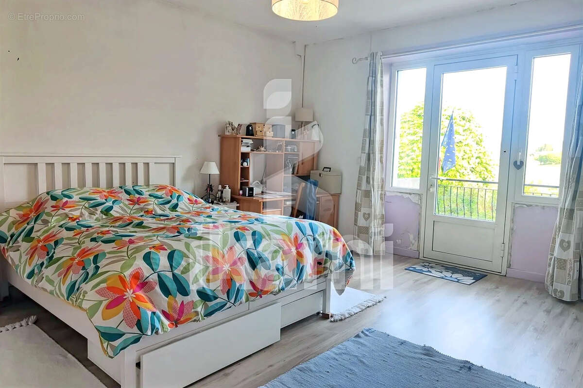 Maison à MARIGNY
