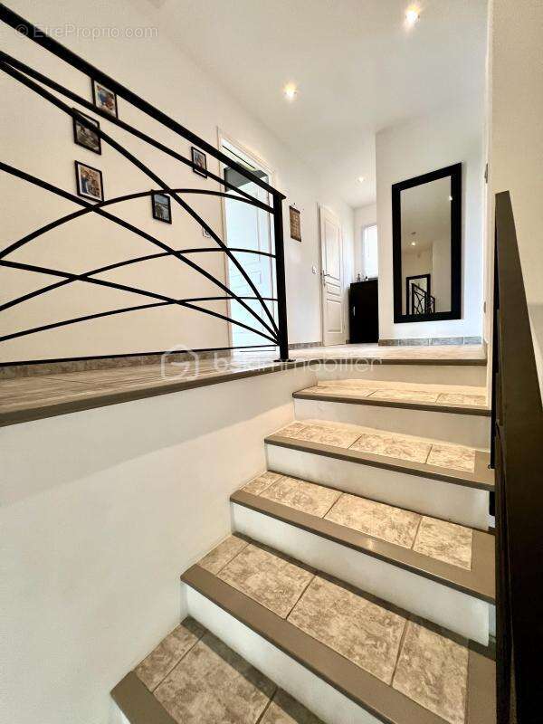 Maison à DRAGUIGNAN