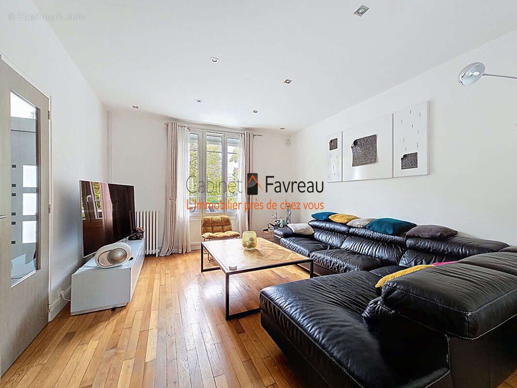 Maison à CHEVILLY-LARUE