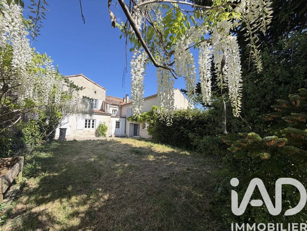 Photo 1 - Maison à SAINT-AMANT-DE-BOIXE