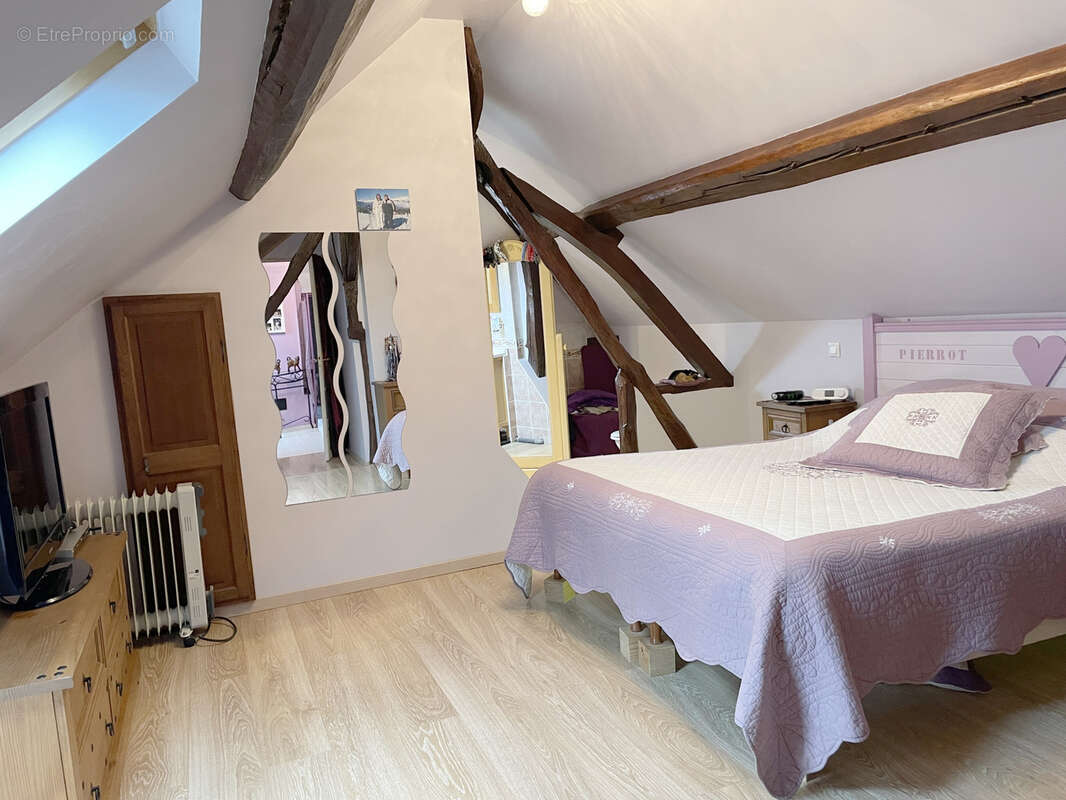 Maison à SAINTE-GENEVIEVE