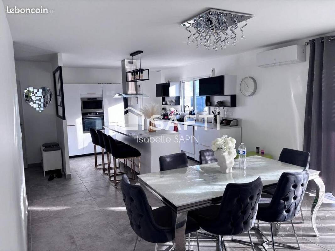 Photo 1 - Maison à NEUVILLE-DE-POITOU