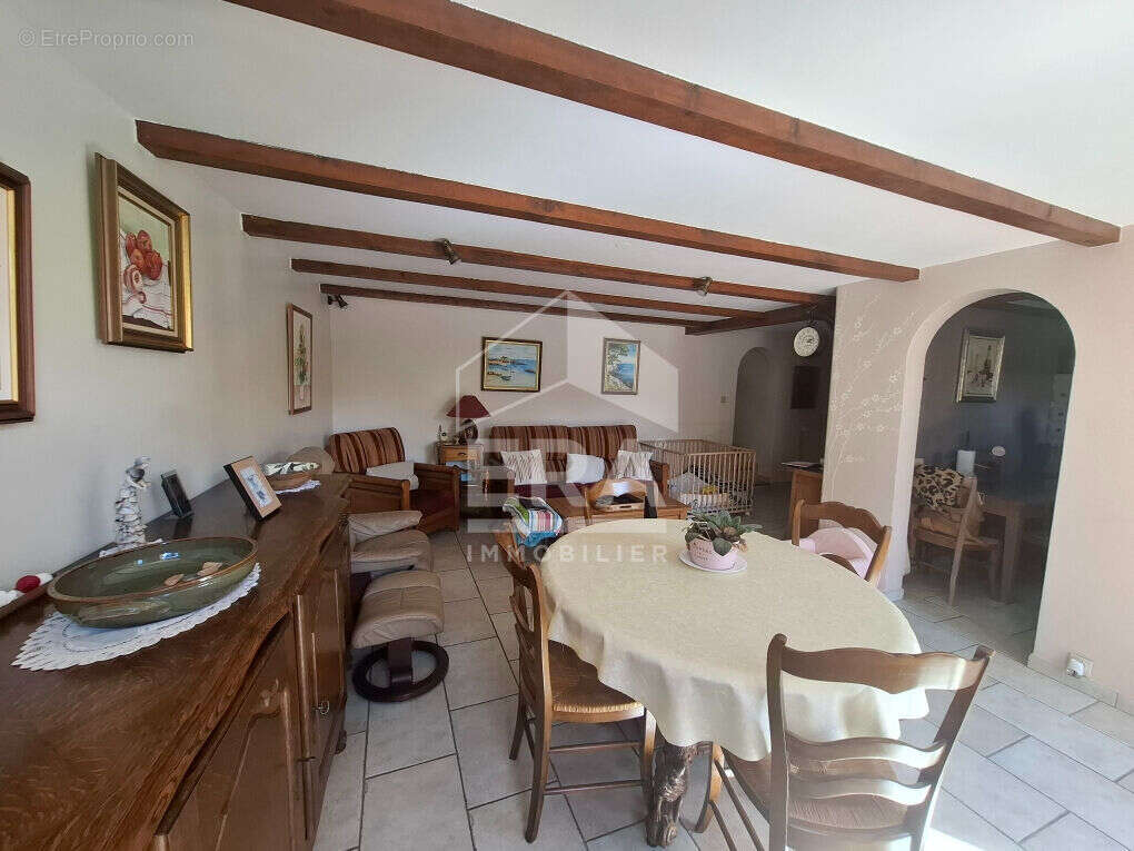 Maison à MARSEILLE-10E