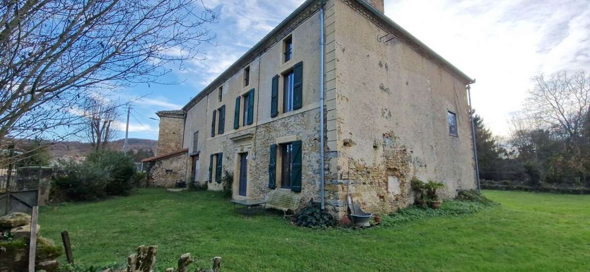 20251208155312 - Maison à AURIGNAC