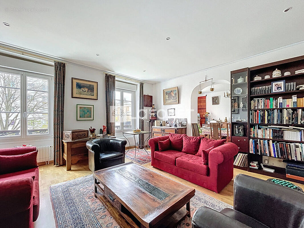 Appartement à CHATILLON