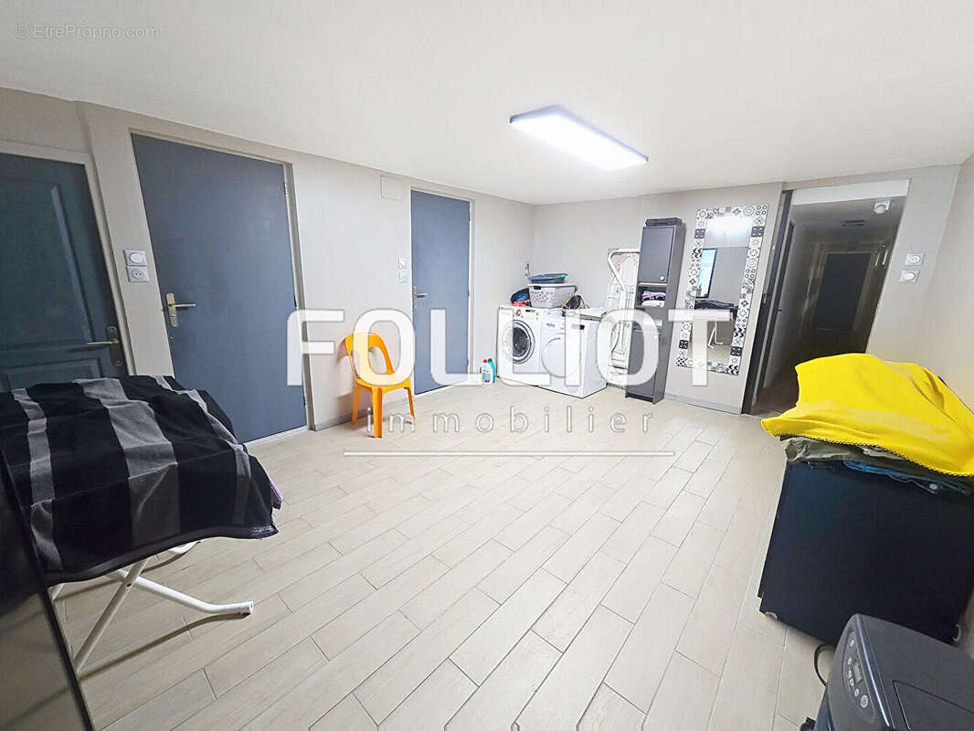 Commerce à LONGUEVILLE