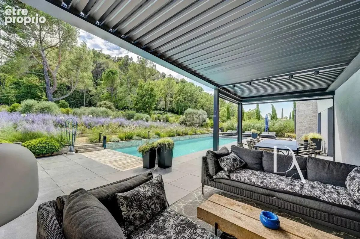 Aix-en-Provence – Montaiguet  Villa contemporaine de 232 m² avec piscine sur 4 110 m² - photo 6